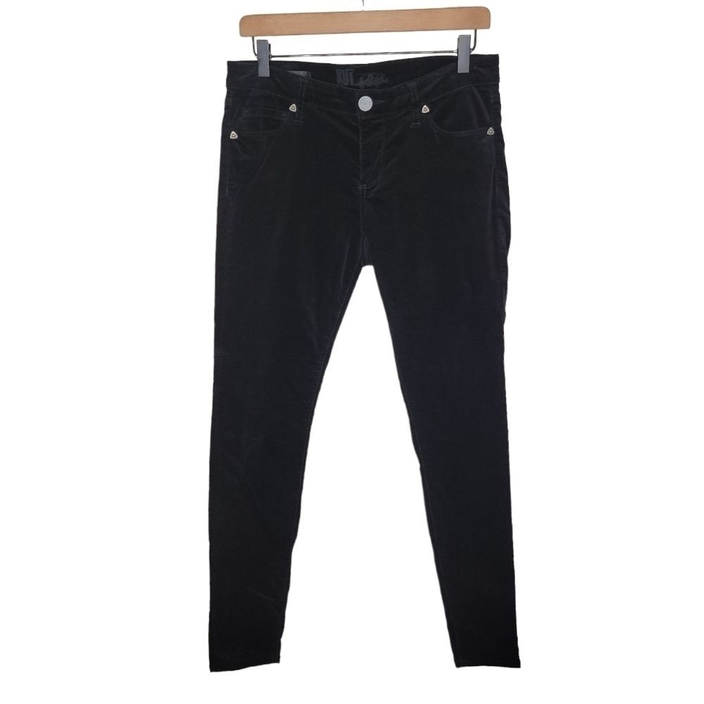 Kut from the Kloth Viv toothpick black velvet skinny pants size 6